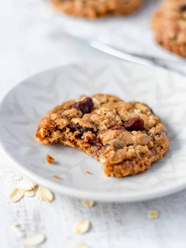 The Best Oatmeal Cookie Recipe