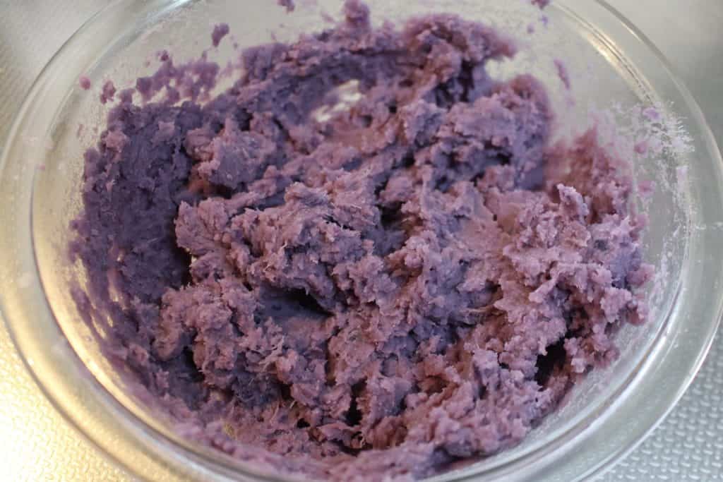 Mashed purple sweet potatoes