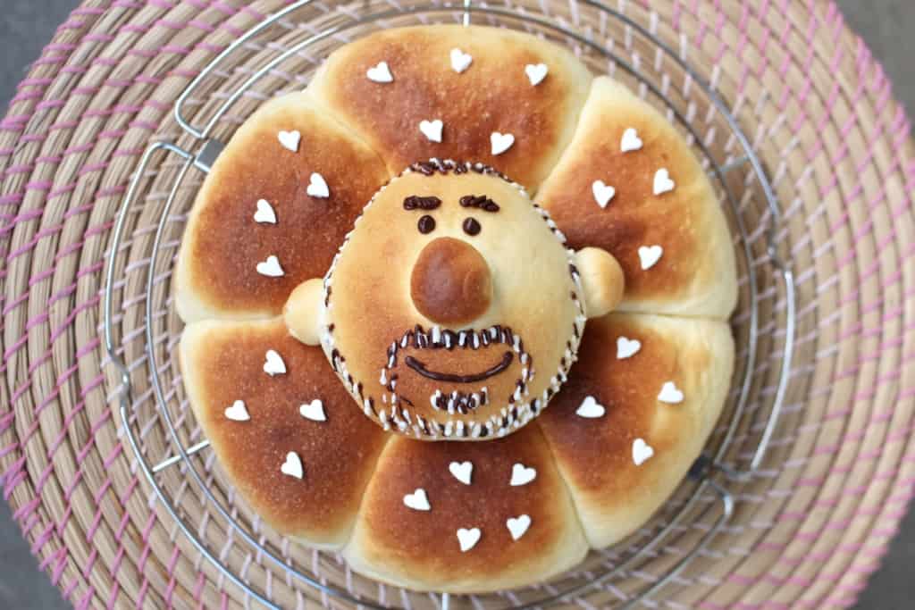 Blueberry Cream Cheese Buns