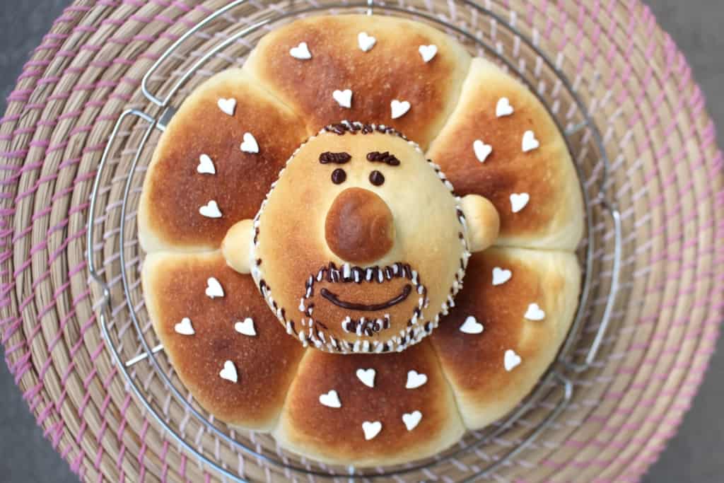 Blueberry Cream Cheese Buns