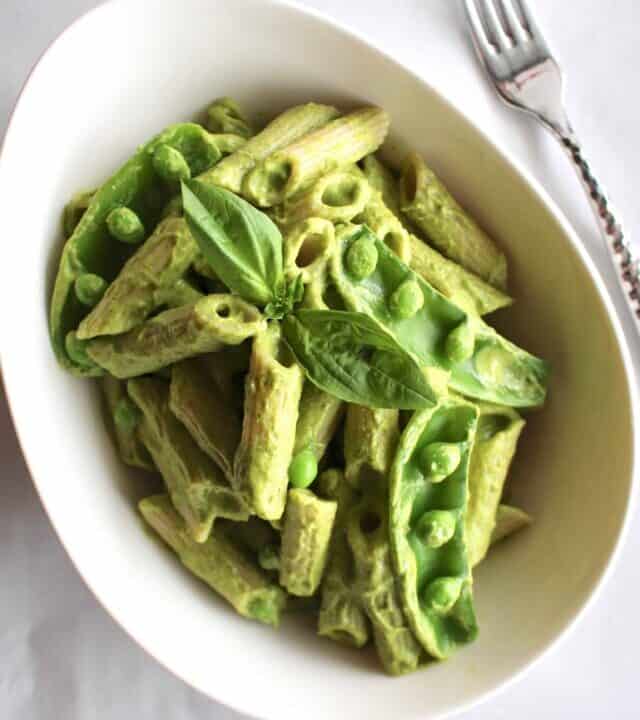 green vegan mac and cheese