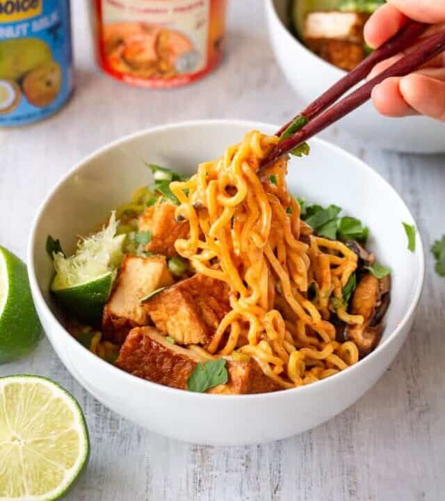 This vegan ramen is so creamy and spicy with a tang from the lime juice!