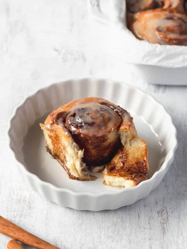 Easy Cinnamon Rolls Recipe