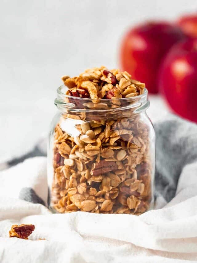 Simple Apple Pie Granola