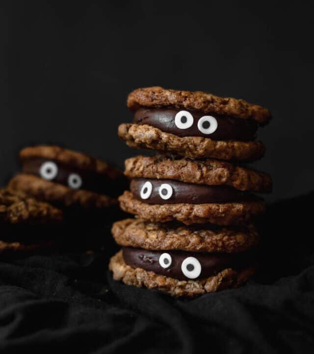 Spooky Halloween cookies.