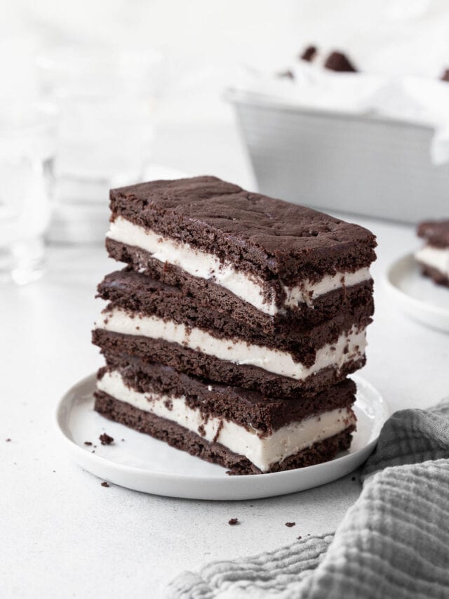 Simple Ice Cream Sandwiches